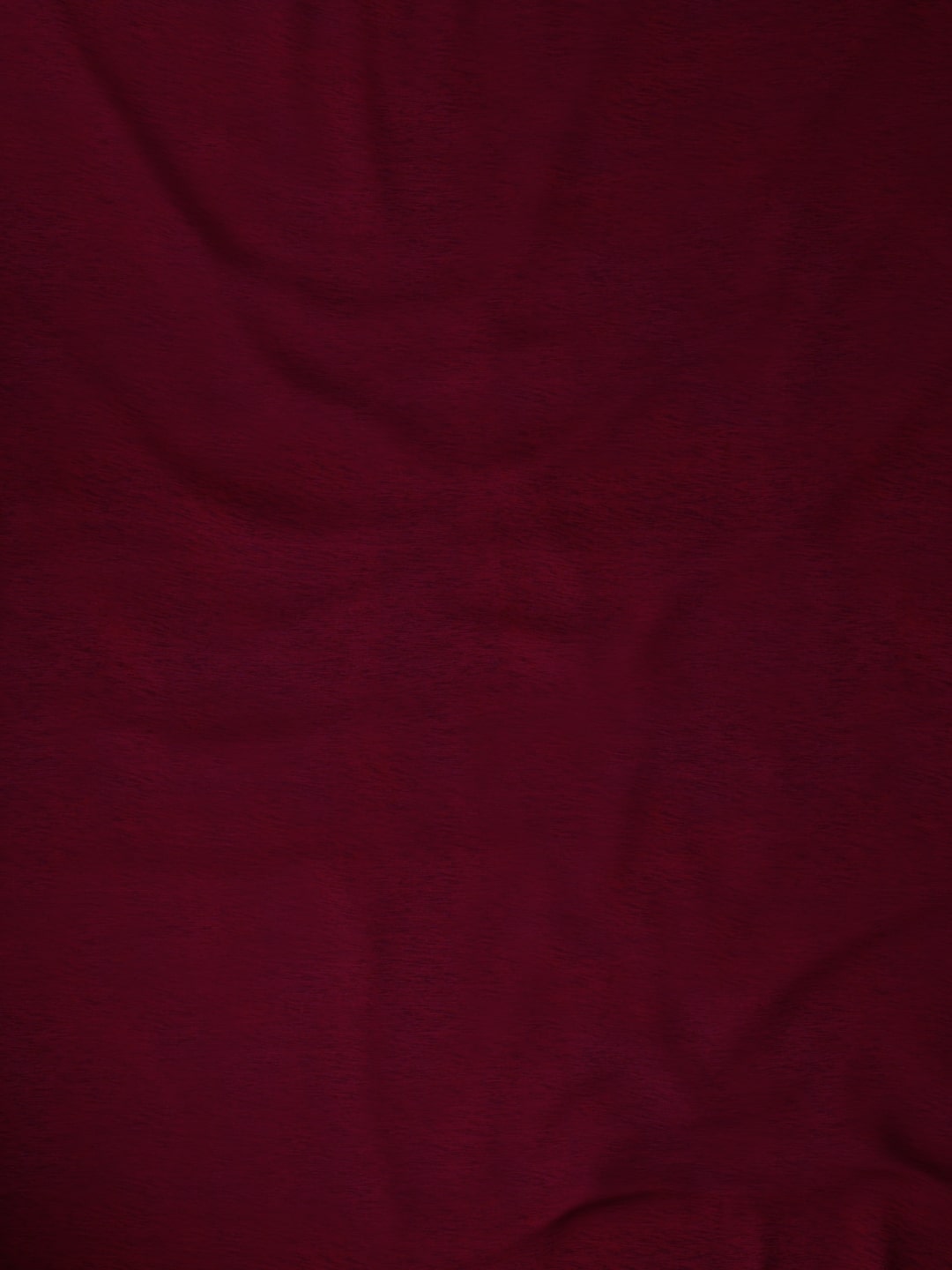 Maroon / Window / 2